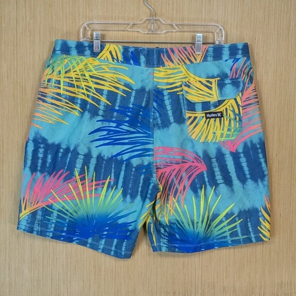 Hurley Board Shorts Men's 38 Tie Dye Palm Print Blue Swim‎ Trunks Beach